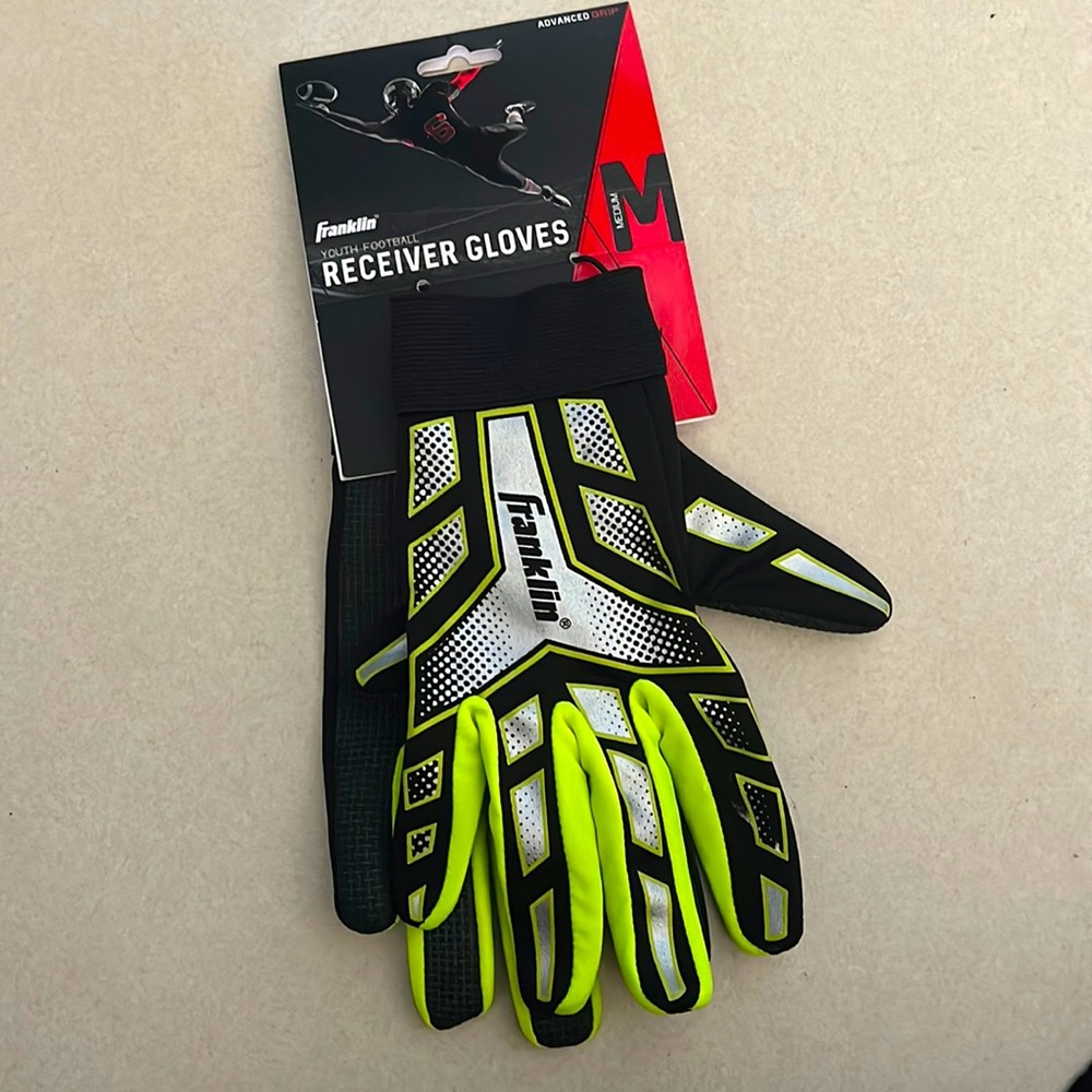 Youth Franklin football receiver gloves NWT